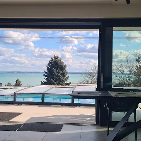 Horizont Luxury Welness Villa Alsóörs